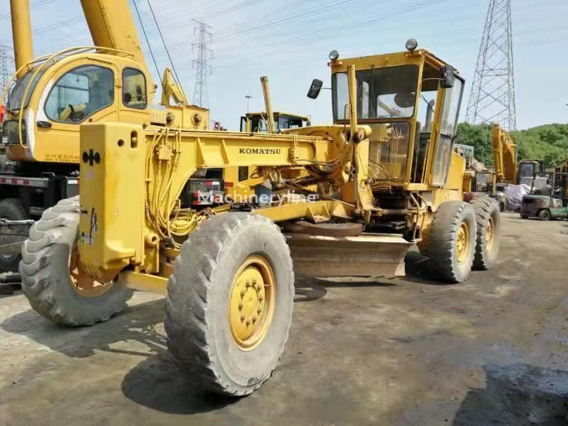 Komatsu GD511A Grader