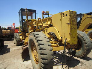 грейдер Komatsu GD623