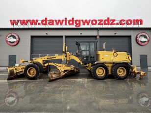 грейдер Komatsu GD650A