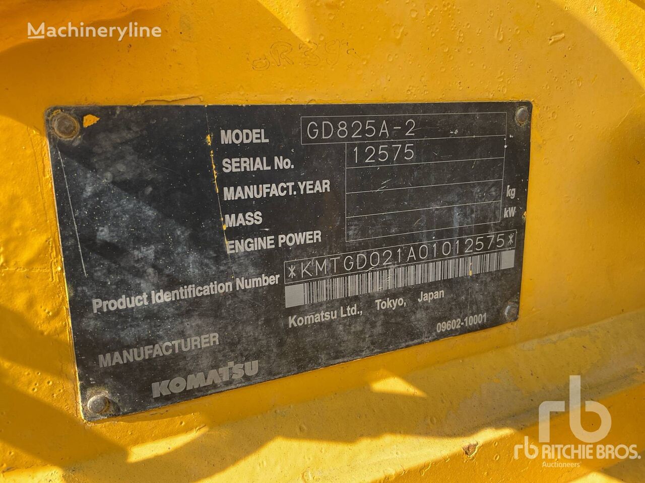 greder Komatsu GD825A-2