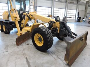 New Holland F106.6A grader te koop - Foto 16 | Machineryline BE New Holland F106.6A grader | Foto 16 - Machineryline