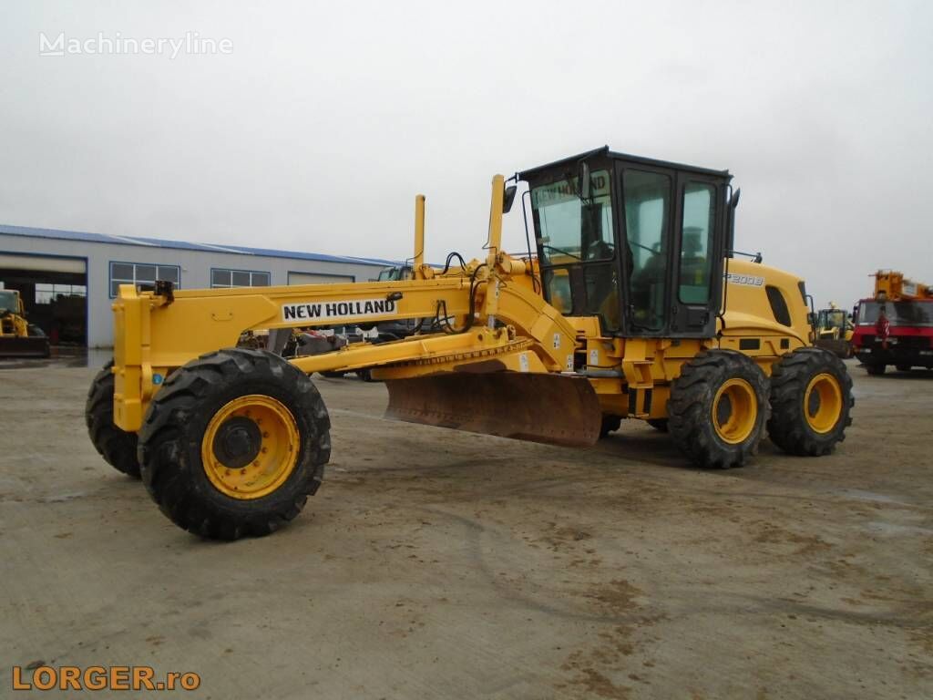 گریدر New Holland RG 200B