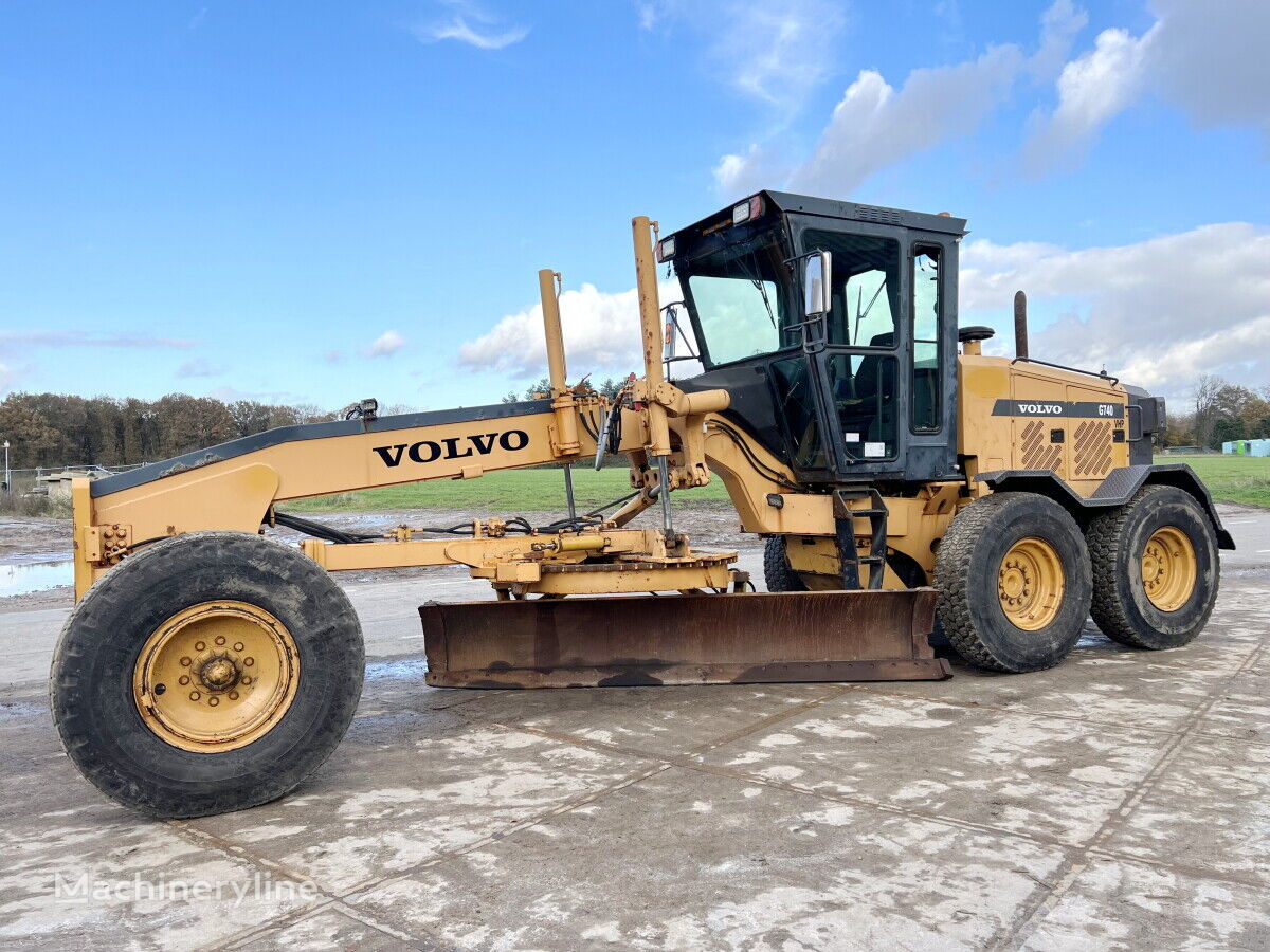 грейдер Volvo G740B