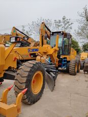 niveleuse XCMG GR2153