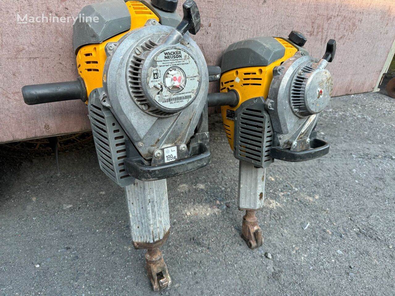 отбойный молоток Wacker Neuson BH 55 Benzinhammer