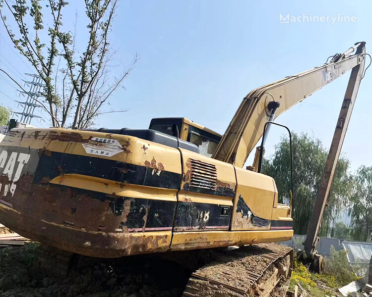 Caterpillar 320B hosszú gém kotrógép