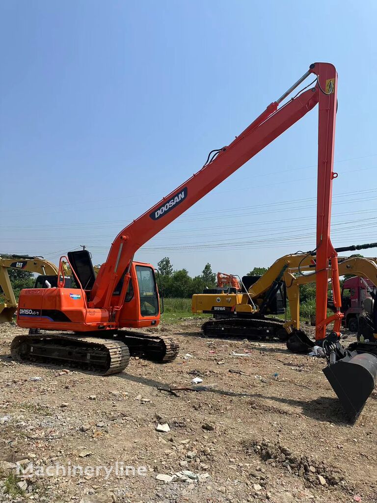 экскаватор с длинной стрелой Doosan DH150LC-7