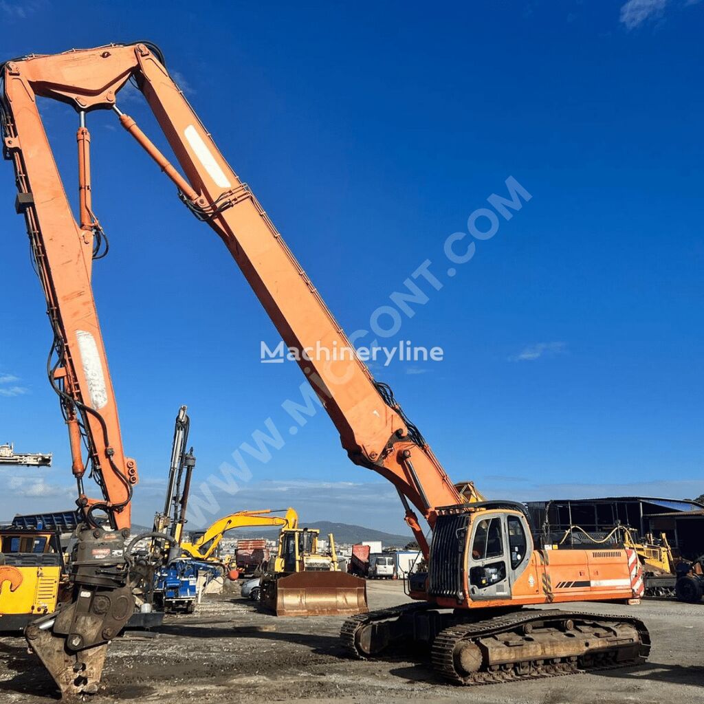 excavatrice à longue portée Doosan DX420 LC