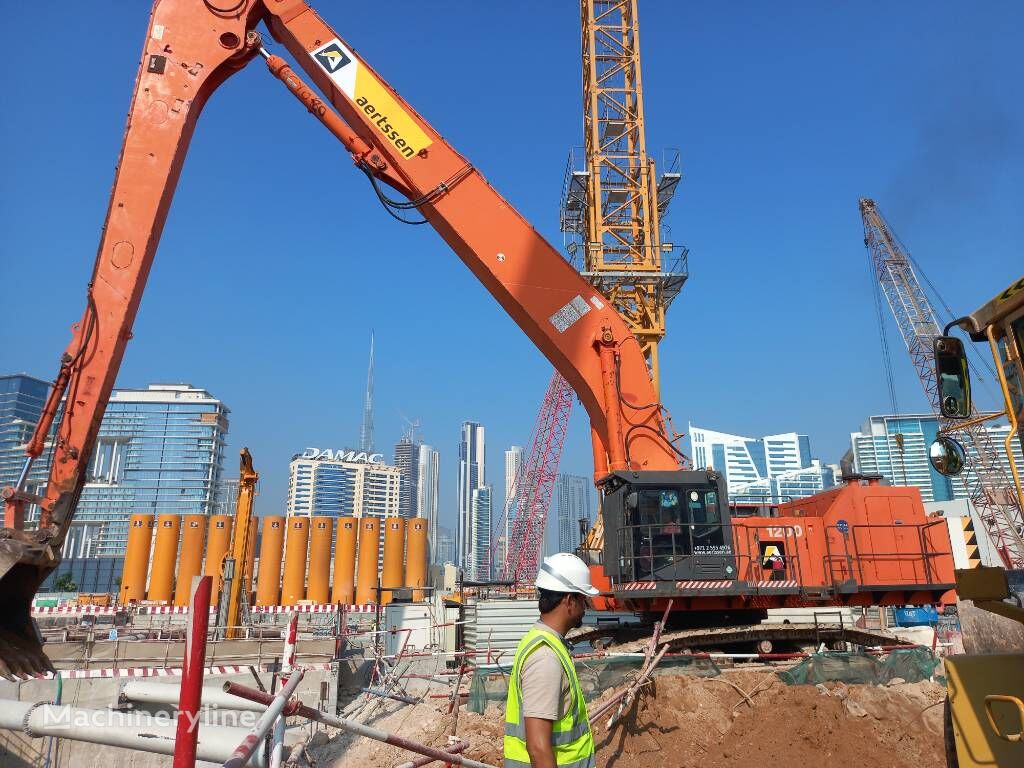 Ilgastrėlis ekskavatorius Hitachi EX1200-6 (LongReach 28m - Abu Dhabi)