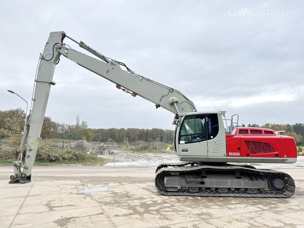 экскаватор с длинной стрелой Liebherr R926WLC