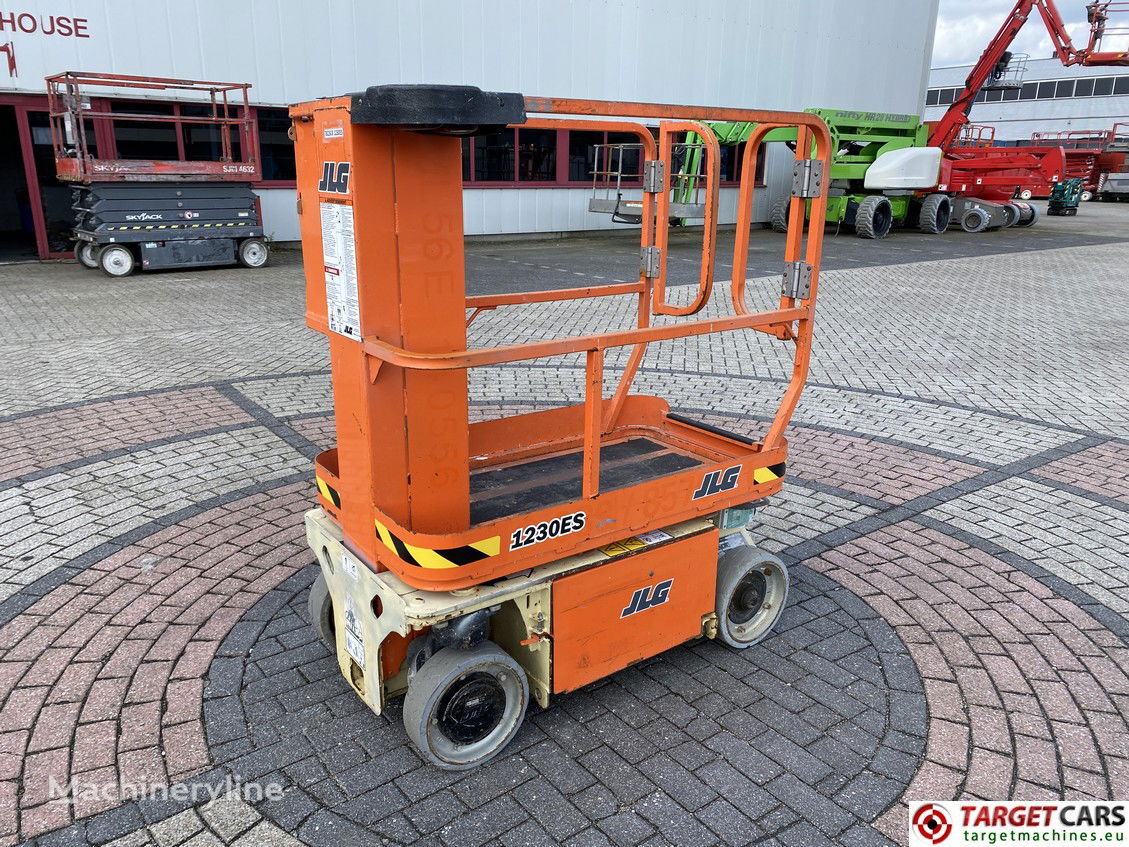 JLG 1230ES  mast climbing platform