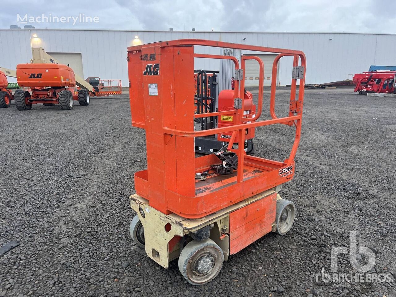 JLG 1230ES plataforma de mástil