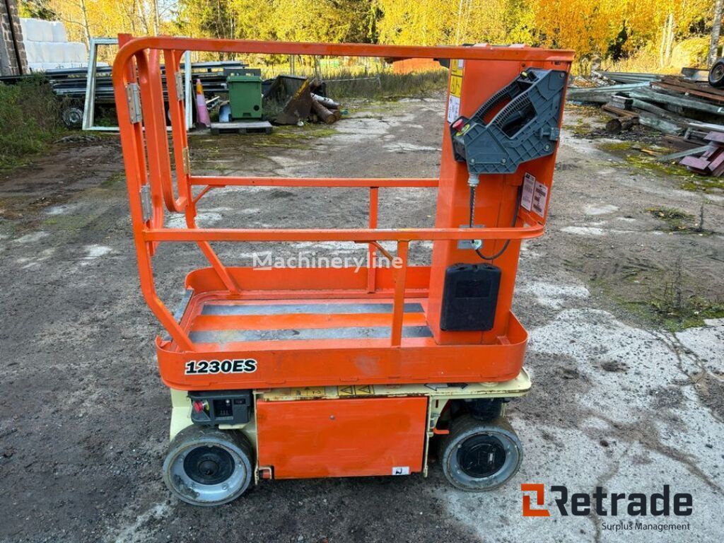 JLG 1230ES mastlift