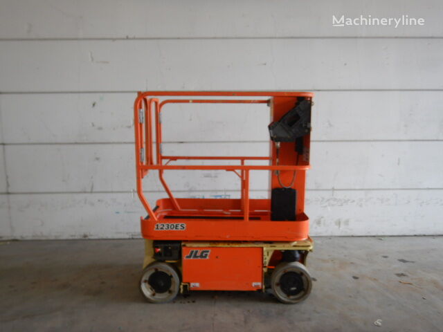 بالابر دکل دار JLG 1230ES - V36912