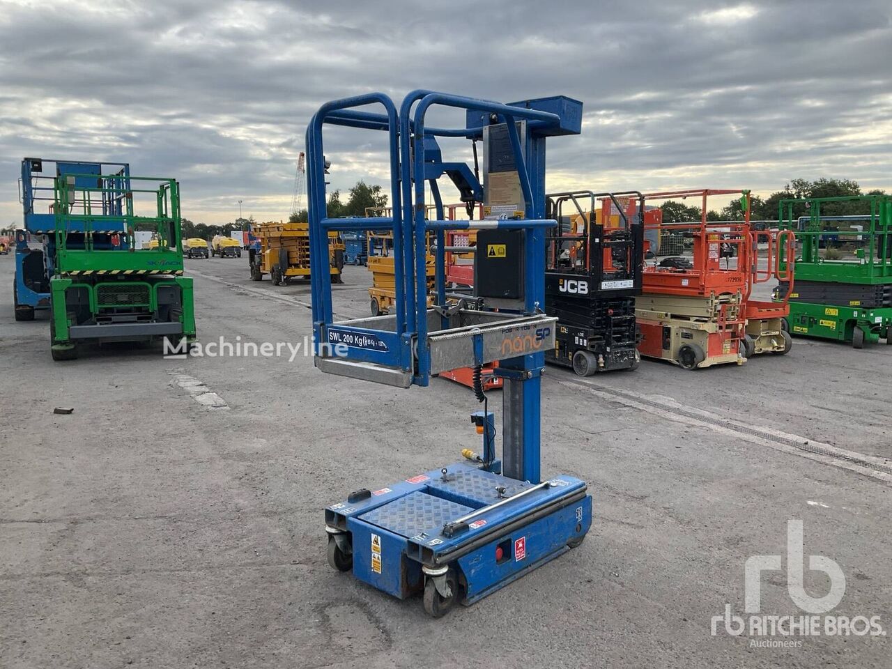 Купить мачтовый подъемник Power Tower NANO SP | Machineryline UZ Мачтовый подъемник Power Tower NANO SP - Machineryline