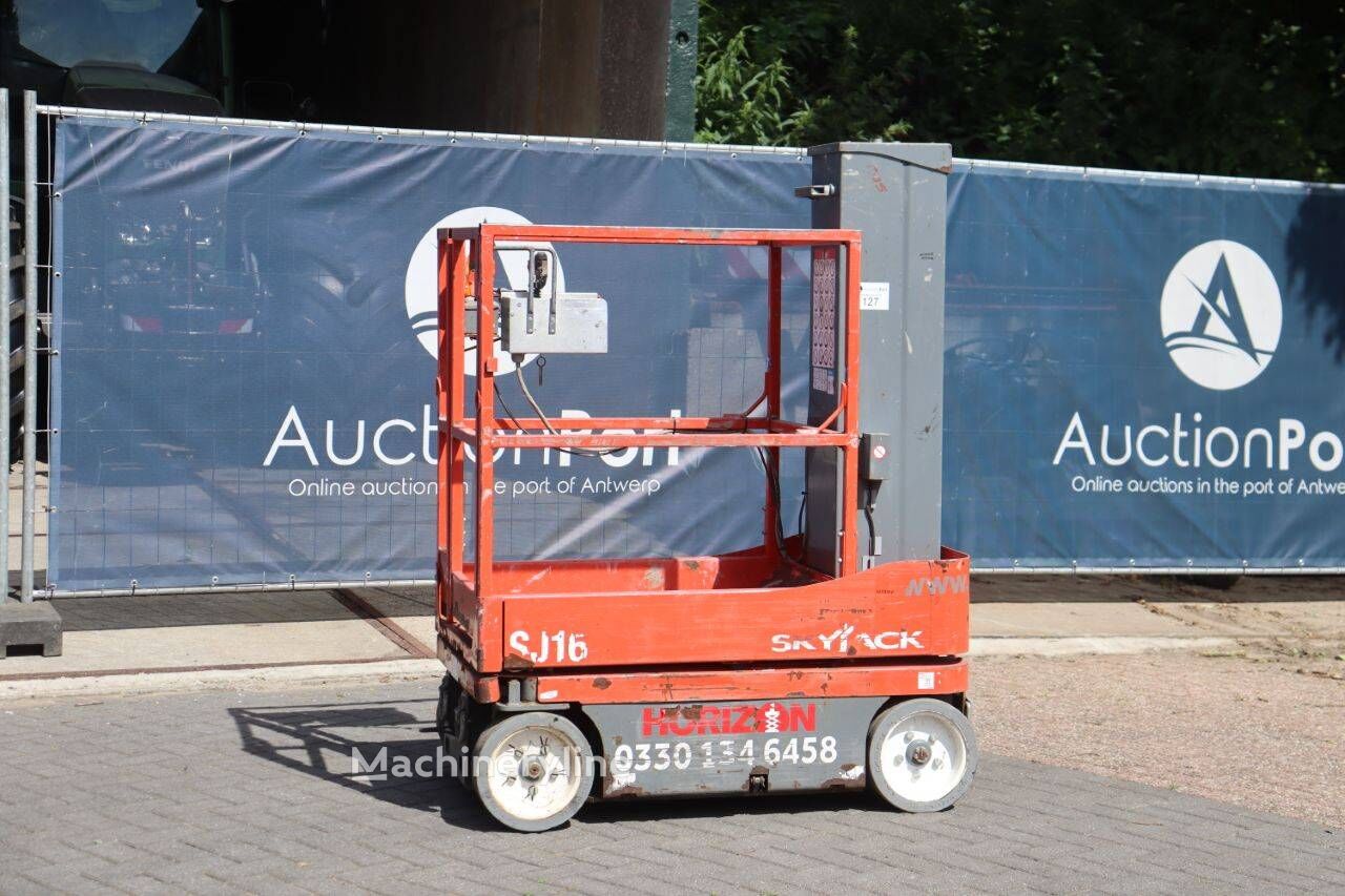 Skyjack SJ16 mast climbing platform - Machineryline