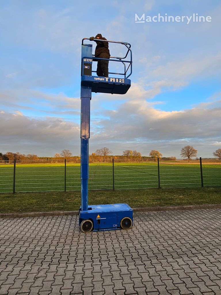 UpRight TM12 mast climbing platform