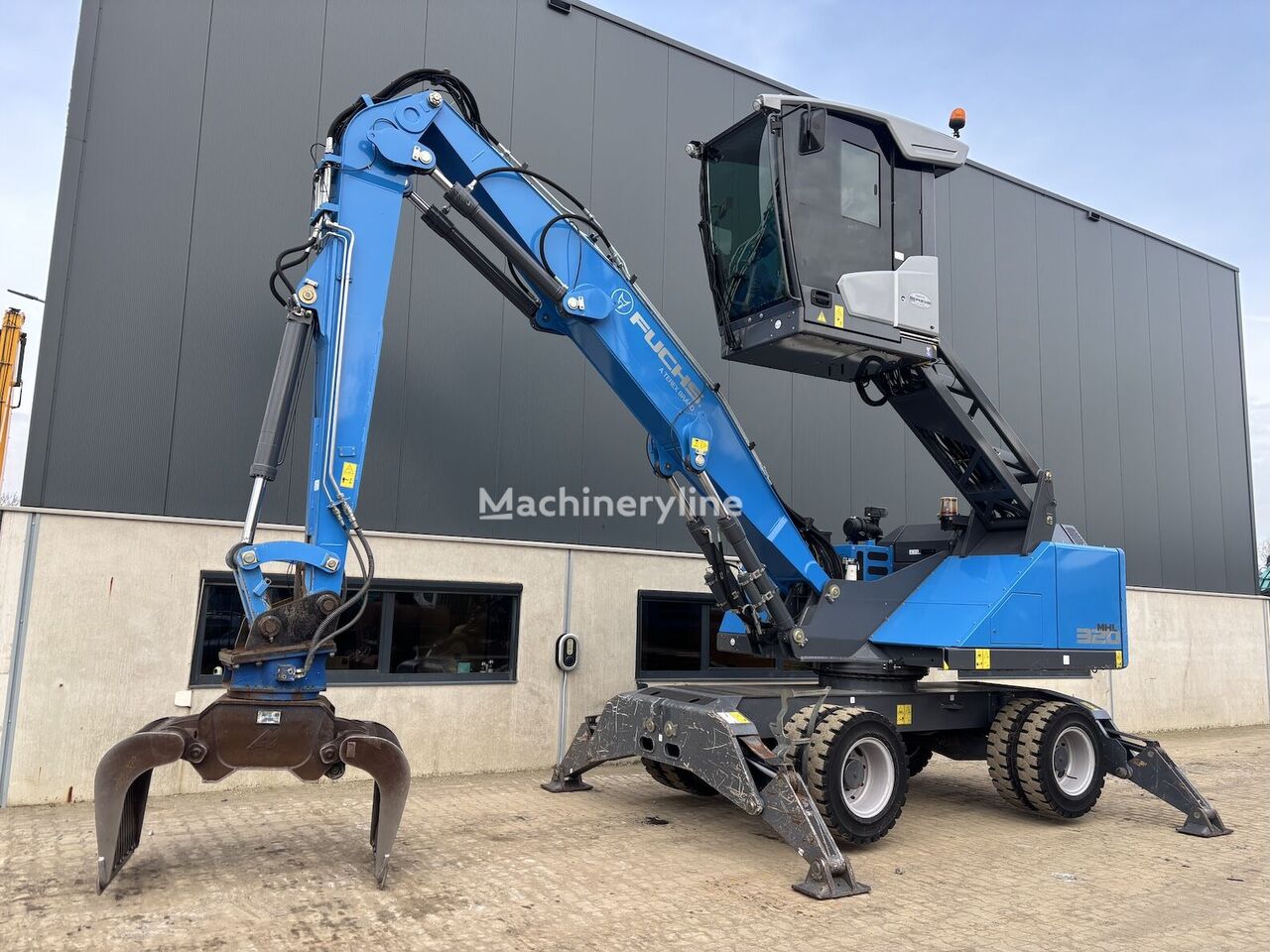Багер за манипулација на материјали Fuchs MHL320F - Machineryline
