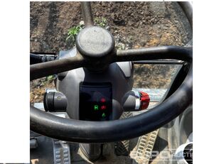 حفارة النقل والشحن Hitachi ZX140W-5B