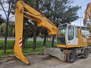 Liebherr A316 manipulador de materiales