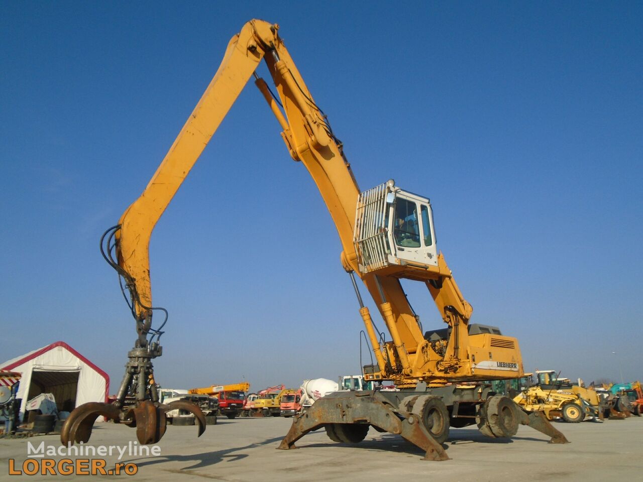 Liebherr A934 B manipulador de materiales