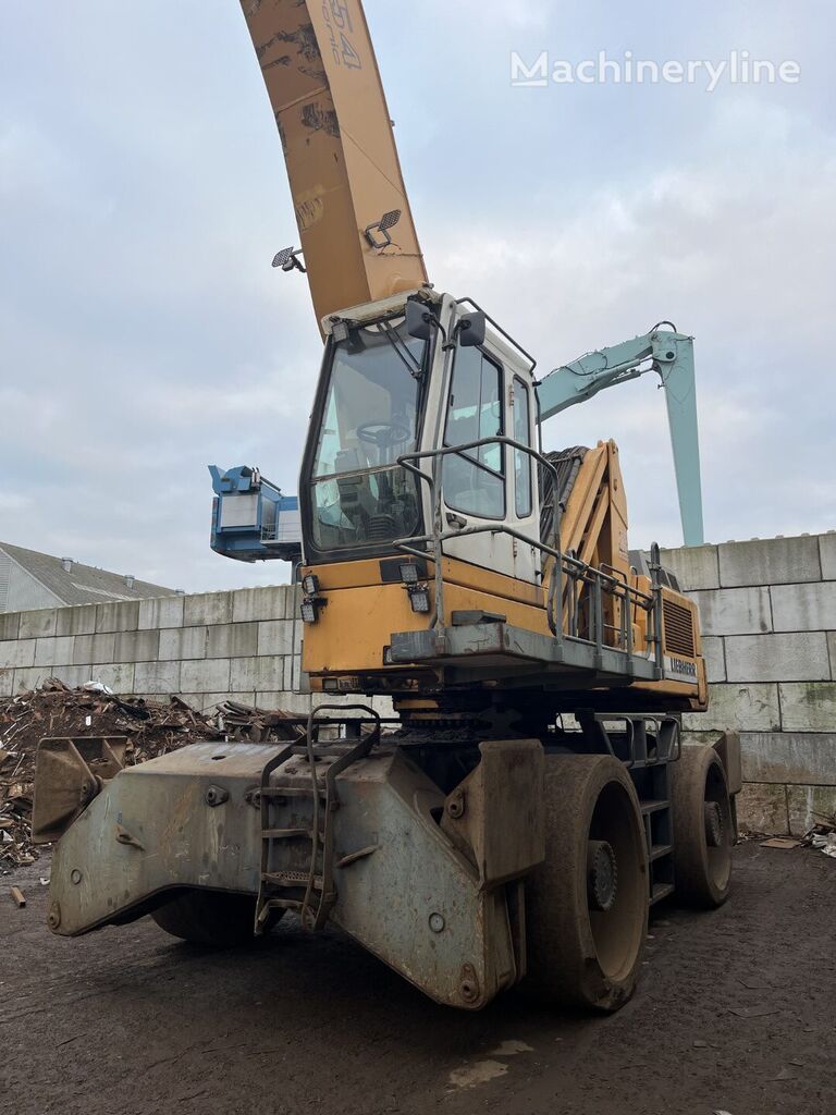 Liebherr A954B HD manipulador de materiales - Machineryline