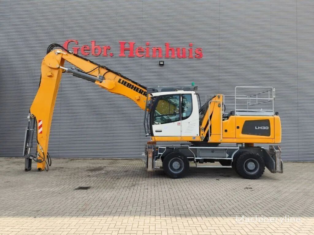 pelle de manutention Liebherr LH 30 M Litronic