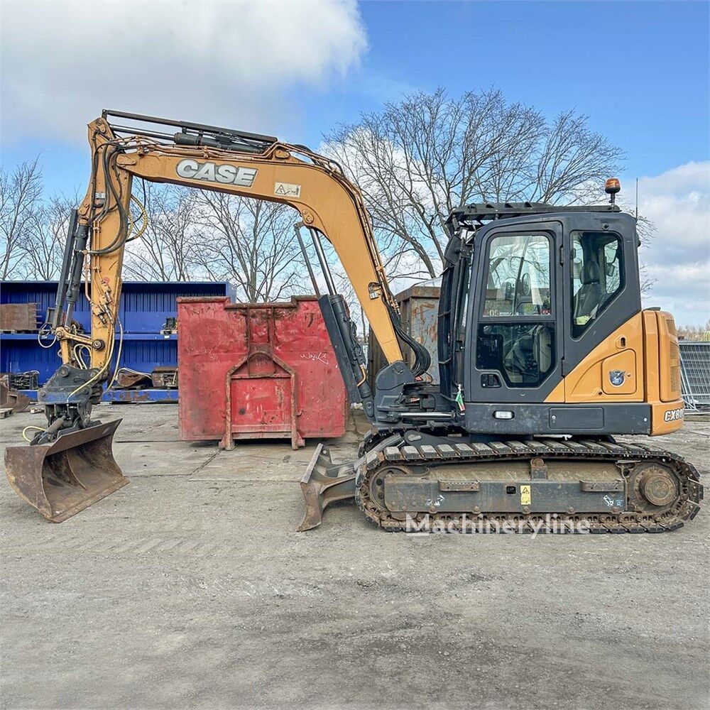 حفارة متوسطة الحجم Case CX80 C - Machineryline
