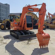 حفارة متوسطة الحجم Doosan DH80