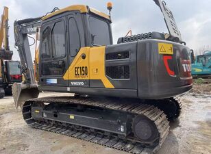 средний экскаватор Volvo EC150