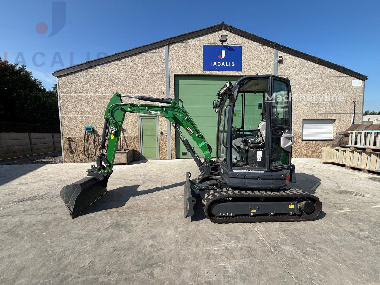 Aameck F27 minigraver - Machineryline