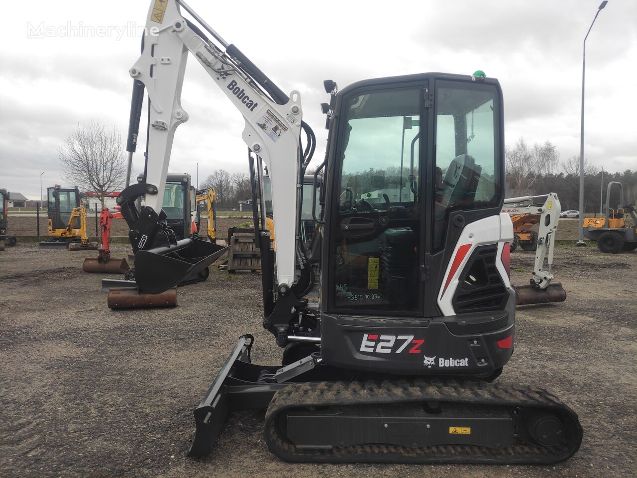 Bobcat E 27 Z 2019r  1700mtg hydrauliczne szybkozłącze obrót w obrysie minigraver - Machineryline