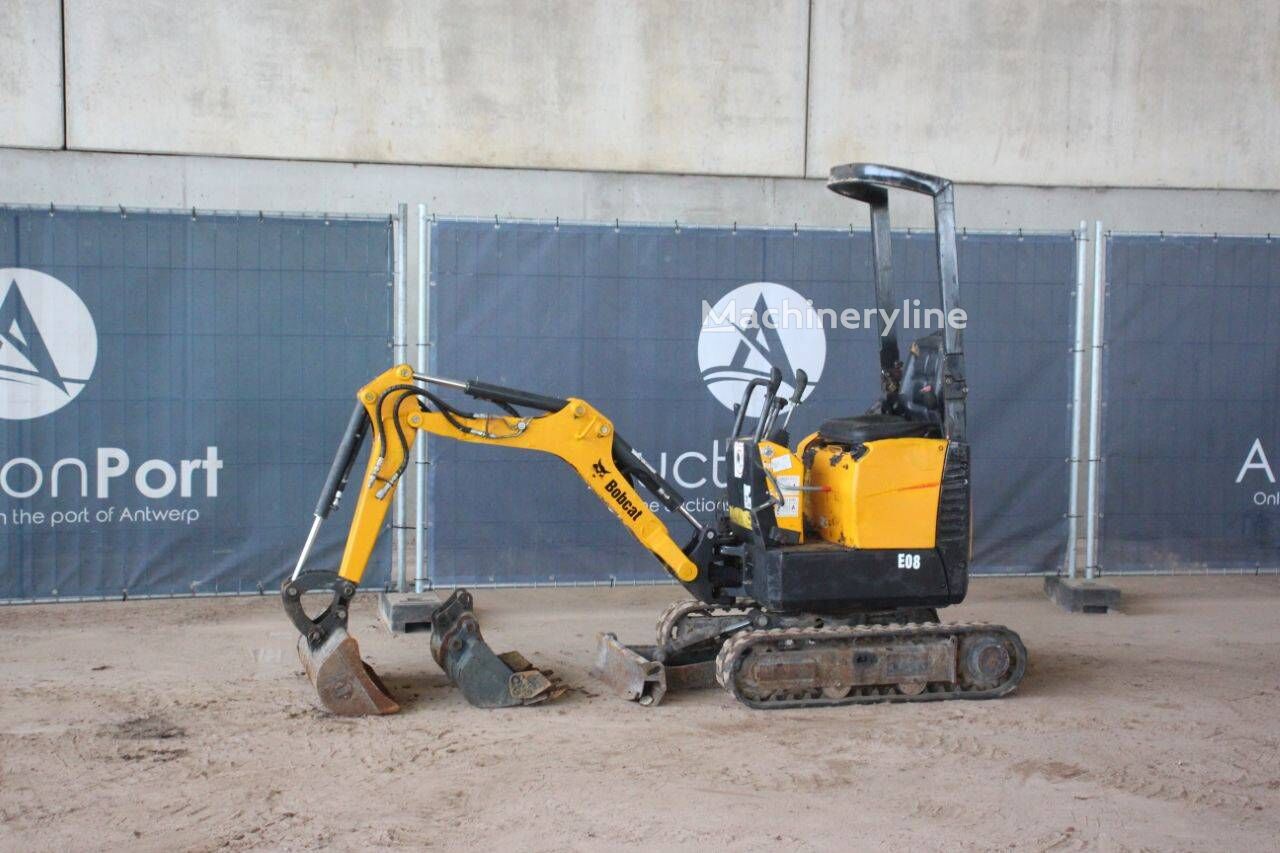 Mini-pelle Bobcat E08 - Machineryline