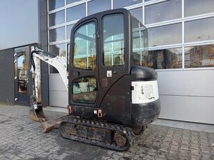 Bobcat E16 miniexcavadora