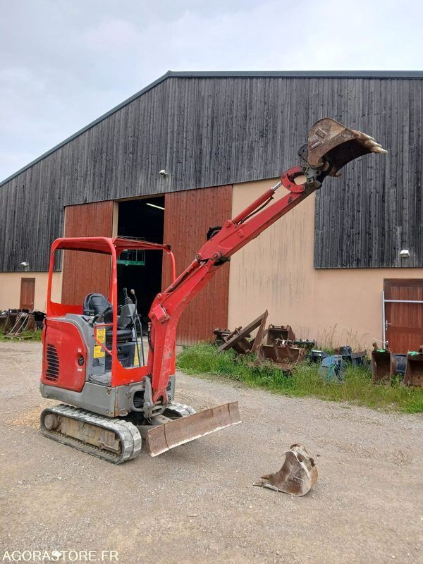 Mini-pelle Bobcat E17 à vendre | Machineryline BF Mini-pelle Bobcat E17 - Machineryline