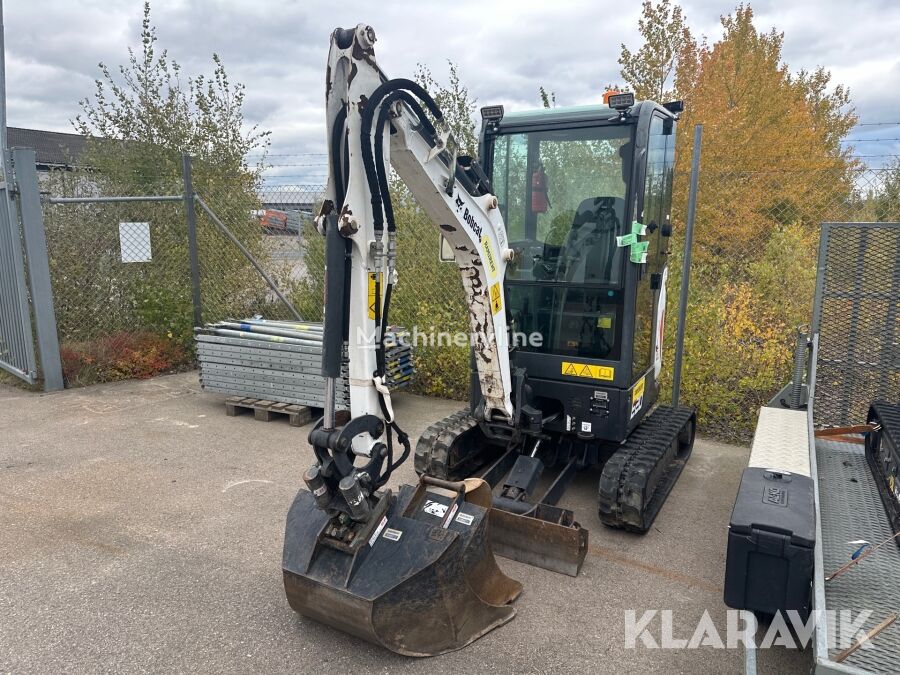 Bobcat E20 miniexcavadora