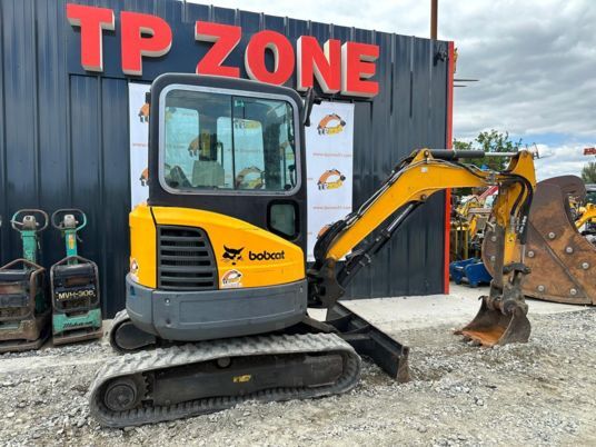 Bobcat E26 mini excavator