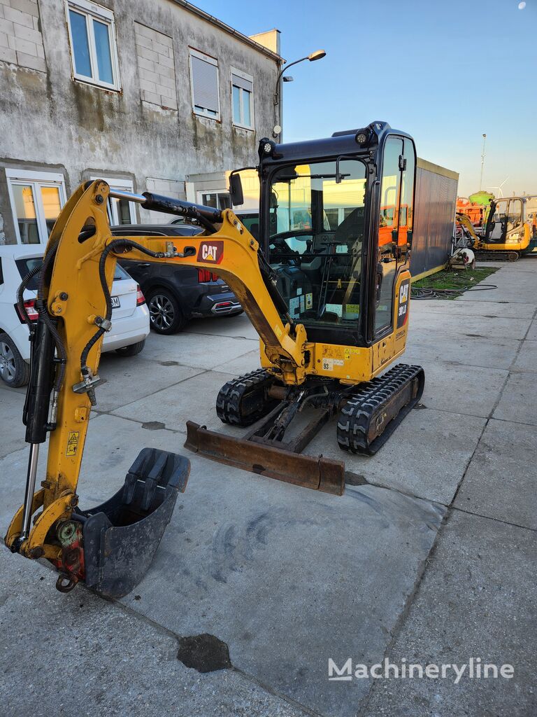 CAT 301.8 minigrävare