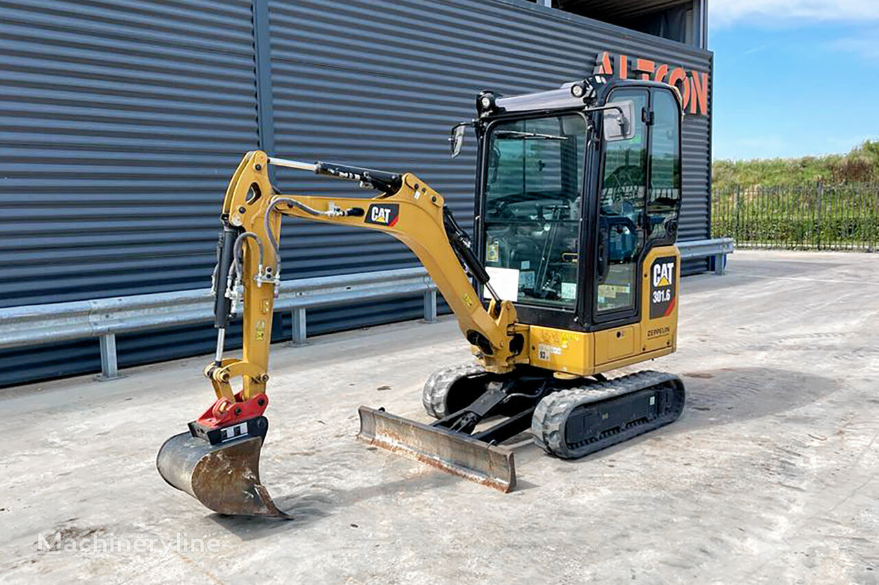 Caterpillar 301.6-05 A miniexcavadora