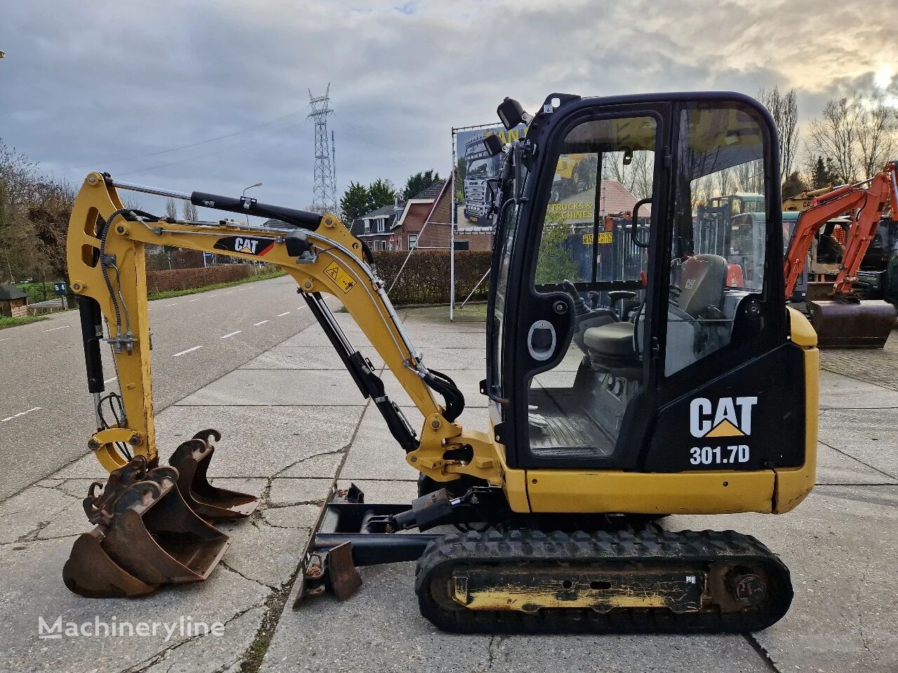 мини-экскаватор Caterpillar 301.7D met lage urenstand