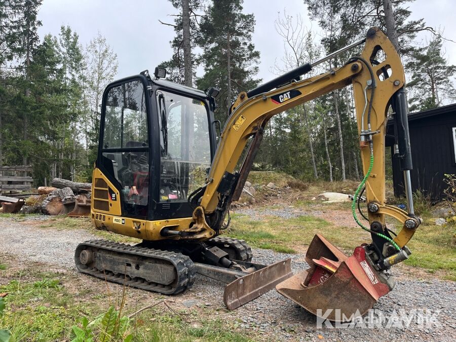 мини-экскаватор Caterpillar 302.2D