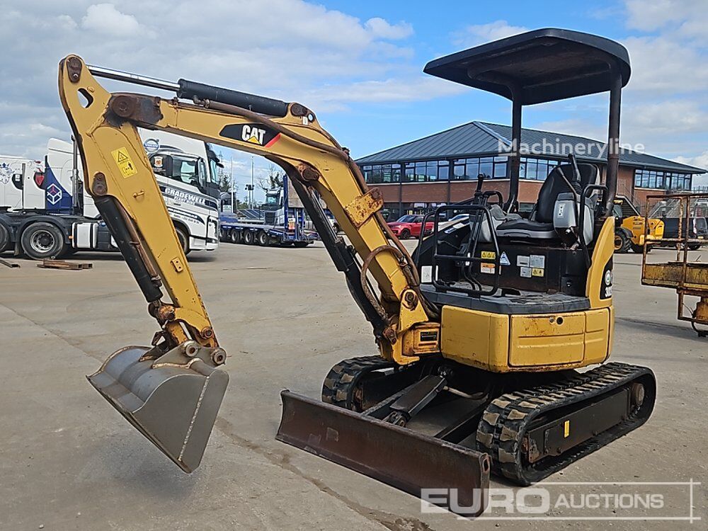 Caterpillar 302C mini excavator - Machineryline