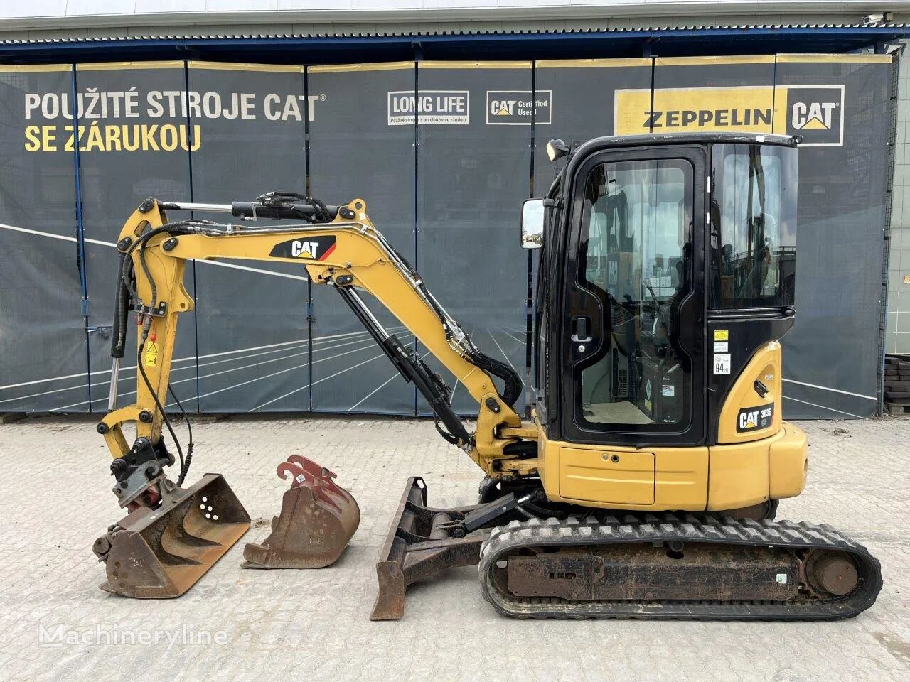 Caterpillar 303E CR mini excavator