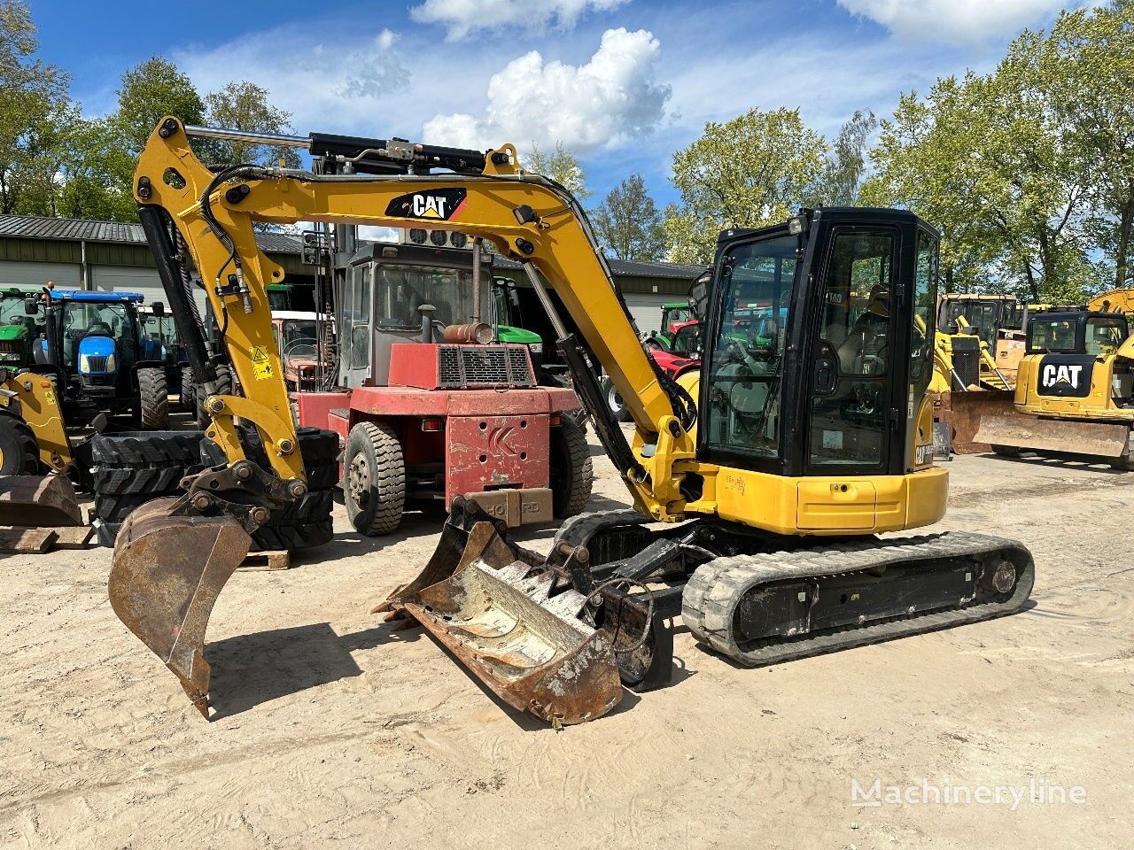 Caterpillar 305.5E2 CR 3 buckets mini excavator