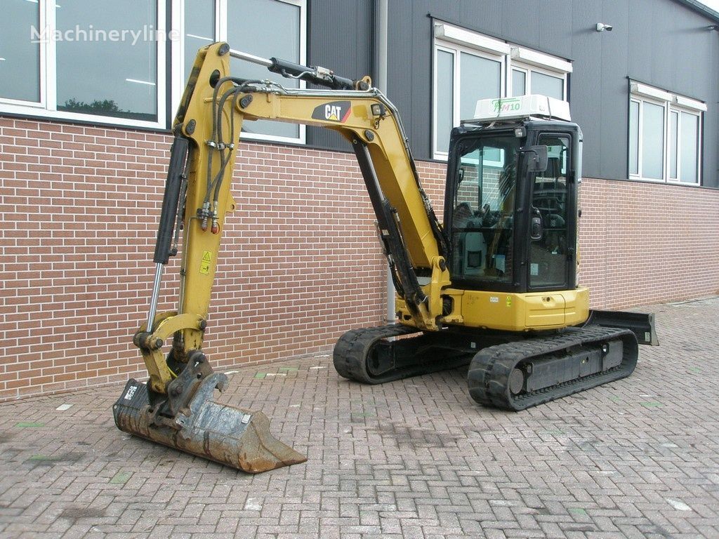 Caterpillar 305E mini excavator