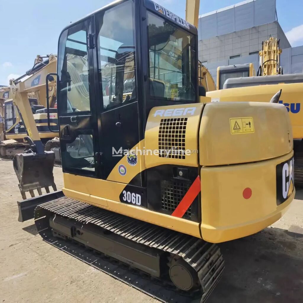 мини багер Caterpillar 306D, 306E2