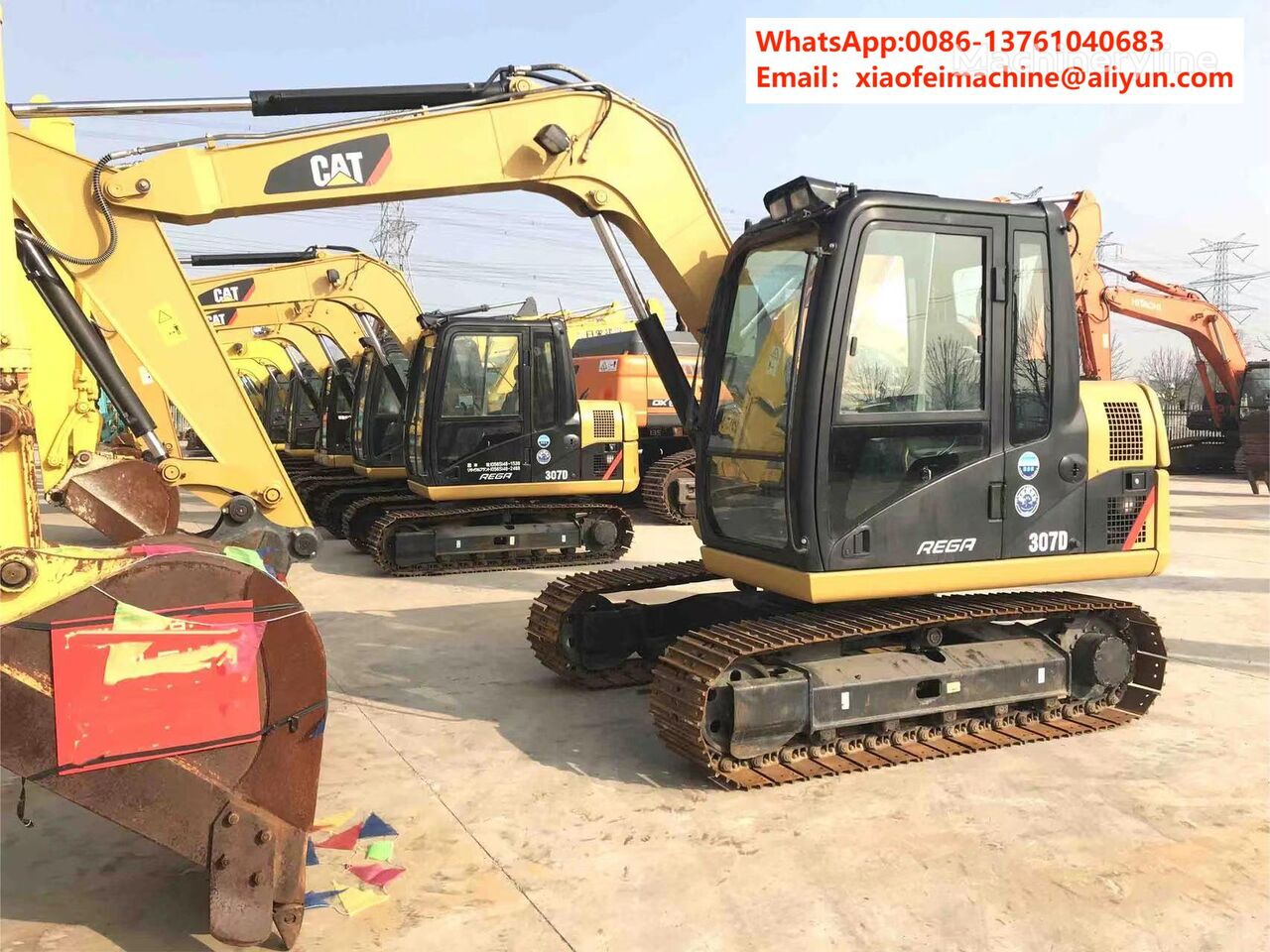 mesin penggali mini Caterpillar 307D