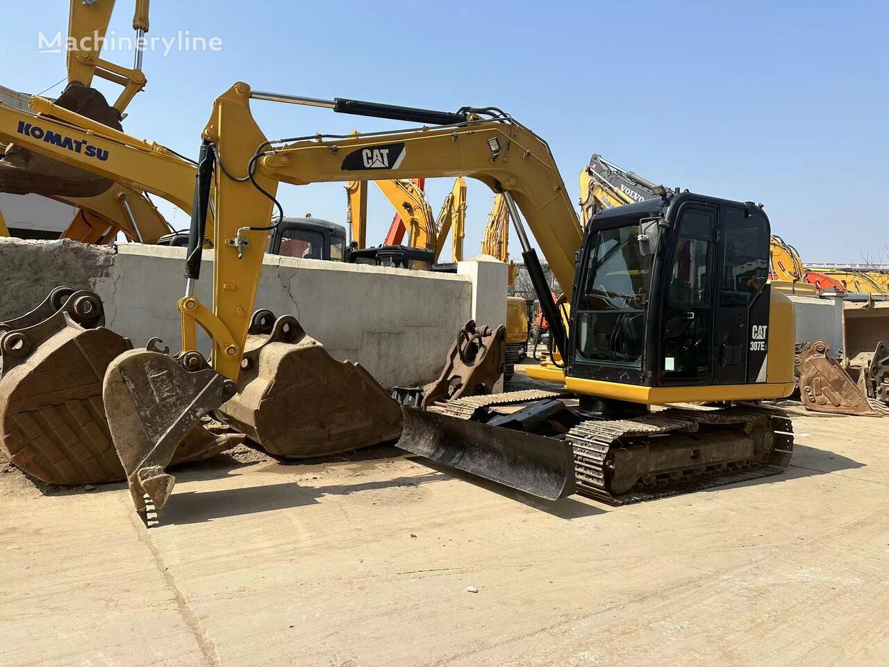 مینی بیل مکانیکی Caterpillar 307E