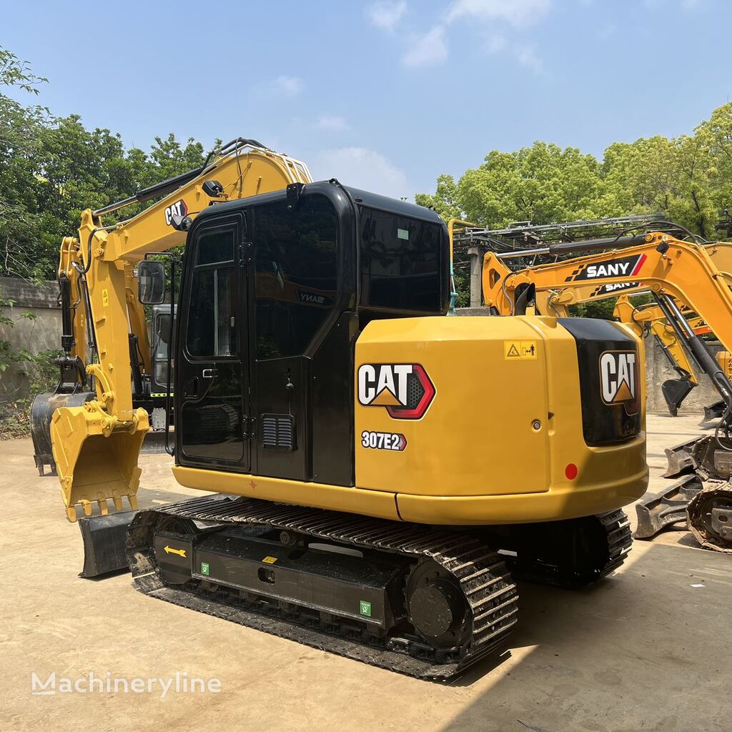 mini-escavadora Caterpillar 307E2