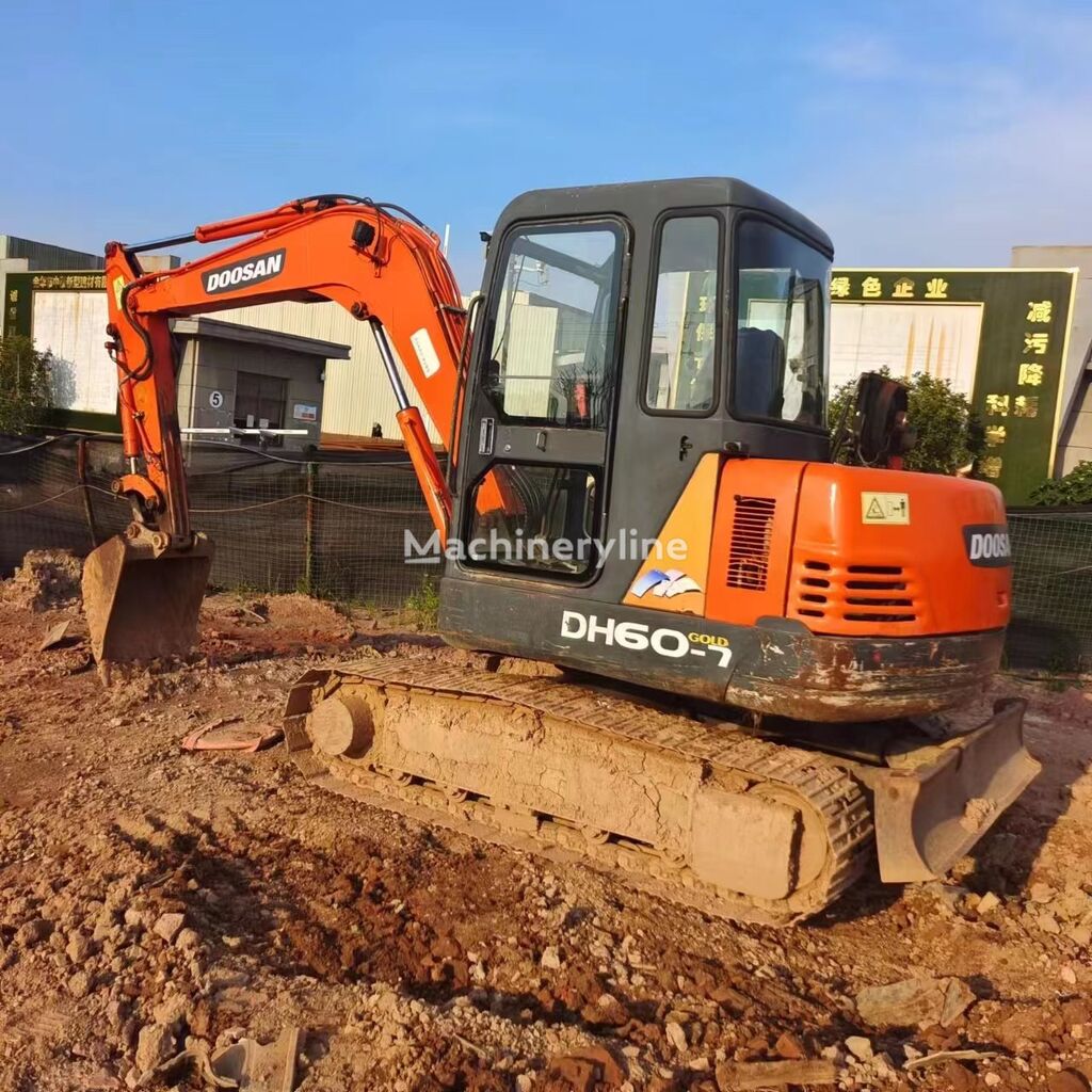 Doosan DH55 minikaivinkone